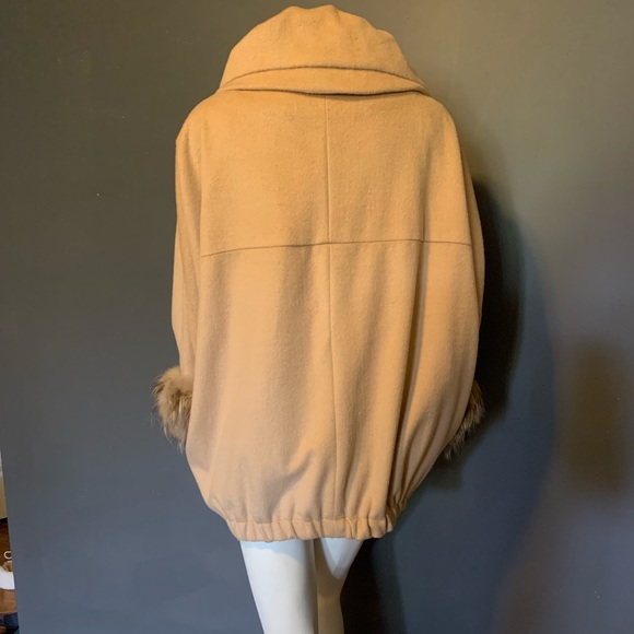 Camel coat - Picture 4 of 5